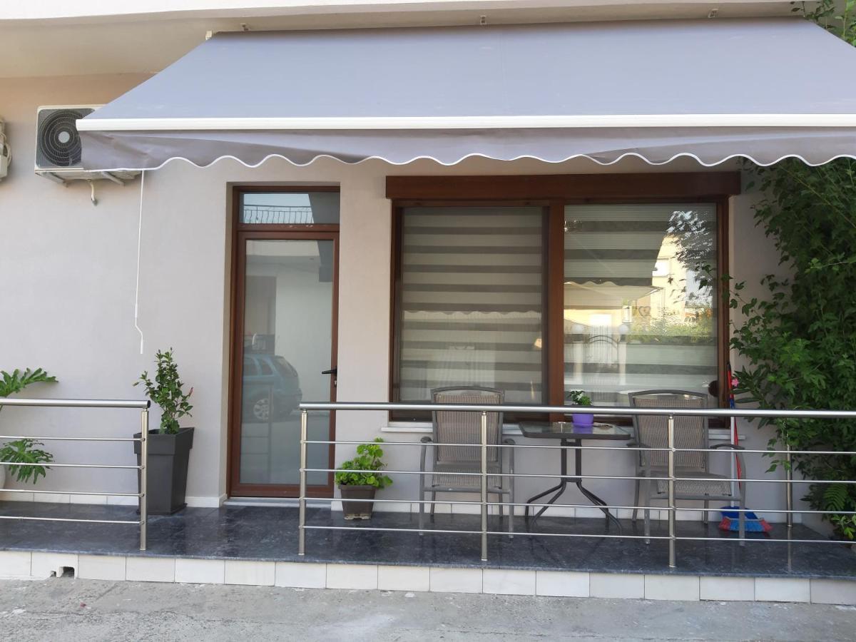 Soula'S Sunshine Blue Apartment Nea Karvali Exterior photo